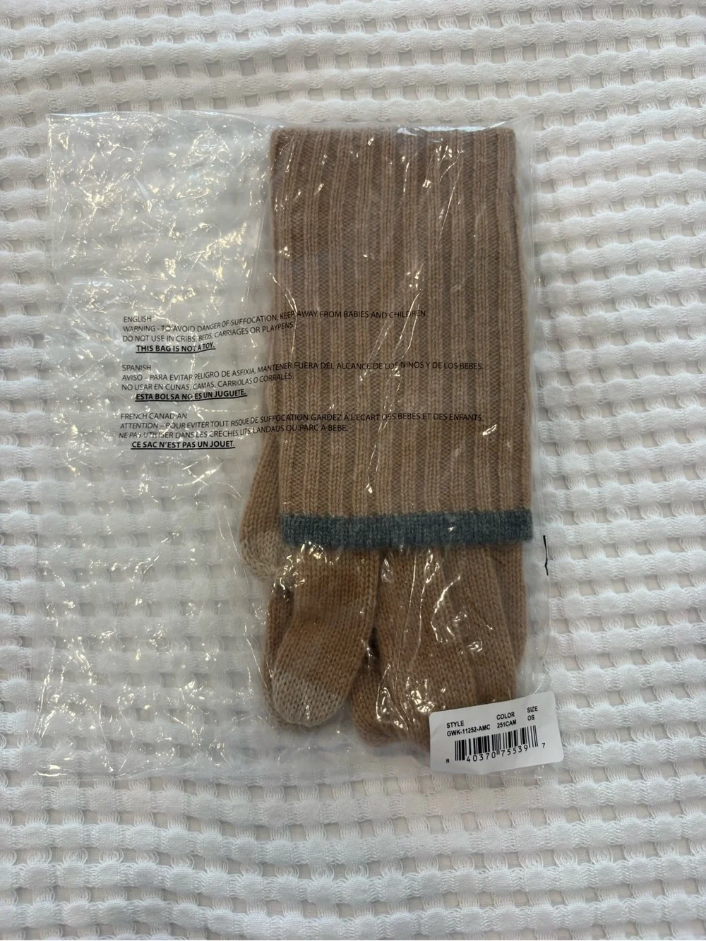 Amicale Cashmere Foldover Ribbed Gloves